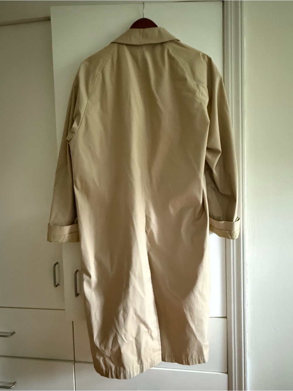 Vintage London Fog Trench Coat - Picture 4 of 4